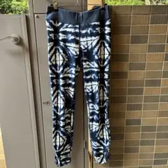 ROXYタイダイ柄レギンス