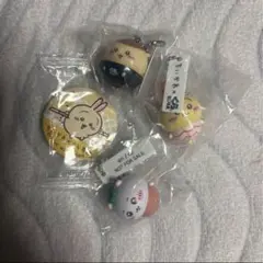 くら寿司 ビッくらポン うさぎ ちぃかわ 缶バッジ キーホルダー