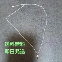 【新品未使用】シルバー ドロップ型ペンダント ネックレス