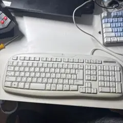 ロジクールClassic Keyboard 200