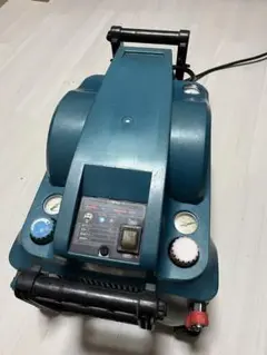 マキタ高圧エアコンプレッサー 完動品