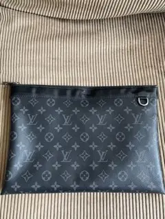 Item thumbnail for item 4e086371-14af-4008-8fd9-3e5b897ff102