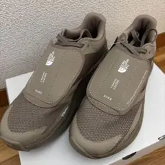 新品未使用　HYKE×THE NORTH FACE スニーカー