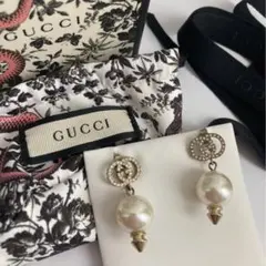 GUCCI インターロッキング G パール ピアス