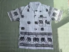 タイ　シャツ