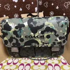 新品★COACH メッセンジャーバッグ シグネチャーキャンバスウィズカモプリント