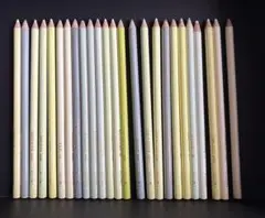 harukawa フェリシモ  色鉛筆15箱 harukawa様専用 フェリシモ 色鉛筆15箱 - メルカリ