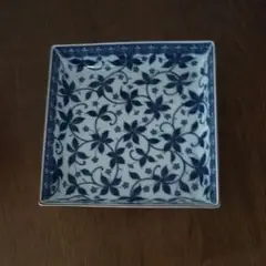 庫山窯 金欄更紗 角盛皿　未使用 美品】前畑陶器 庫山窯 金欄更紗 角盛皿 昭和期 金彩 美濃焼