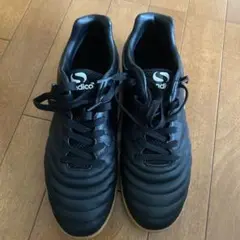 サッカーシューズ超美品フットサル 28.5 室内履き送料込み