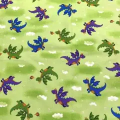 50×25　ドラゴン　黄緑　竜　オックス　生地　はぎれ