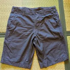 グレー ショートパンツ 後ろポケット付き