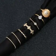 B☆安心のメルカリ便☆新品★アンティークリング☆ゴールド☆7個セット