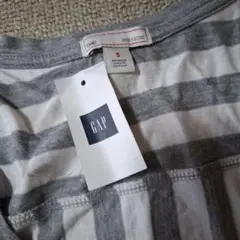新品未使用タグ付き GAP ストライプ ノースリーブトップスタンクトップ S