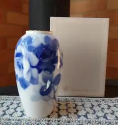 大倉陶園　限定版飾皿　「比翼連理」岡本孝文　フランクリンポーセリン Amazon.co.jp: 大倉陶園 限定版飾皿 「比翼連理」岡本孝文