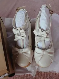 アクシーズフアム 厚底靴