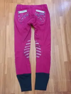 Item thumbnail for item 20049170-74a3-45bd-8352-057fa7d45765