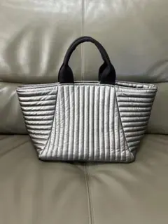カシェリエ　キルティングステッチ トートバッグ
