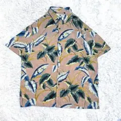 レーヨンシャツ　ボタニカル　リーフ　アロハシャツ　ふわさら　柄シャツ　半袖シャツ