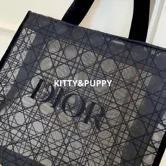 新品DIOR エコバッグ　VIP会員ノベルティチャーム付き 2025年最新】dior トートバッグ vipの人気アイテム - メルカリ