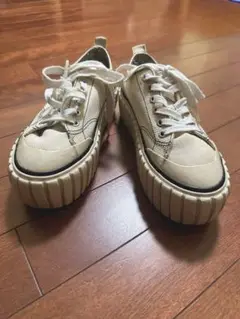 DIESEL厚底スニーカー