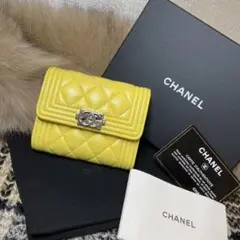 超美品★30番台★ボーイ CHANEL マトラッセ★フラップ三つ折り財布 大人気