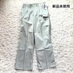 新品タグ付き　ワークパンツ　ツータックカーゴパンツ　アースグリーン　ウエスト82