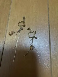 ゴールドクリアビーズフックイヤリング