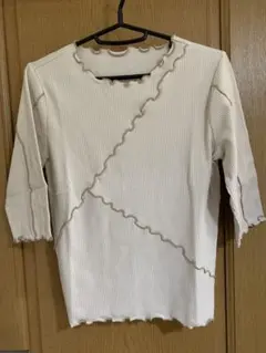 新品タグ付きトラノイ　TRANOI. Tシャツ