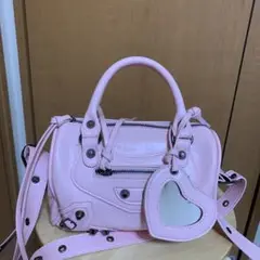 ピンク ショルダーバッグ ハートチャーム付き　y2k