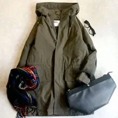 Item thumbnail for item 4fbe6fe7-32a4-44bd-a7b9-fbd456bcb8dc