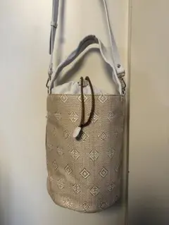 【新品タグ付き】russetバケツ型巾着ショルダーバッグ