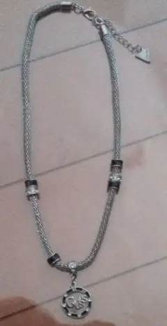 GUESS ゲスネックレス