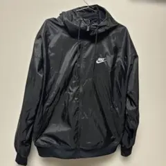 NIKE ウィンドブレーカー　黒