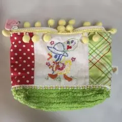 カーリーコレクション 刺繍　ポーチ　あひる　ひよこ