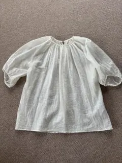 美品♡IENAイエナ2024SS 花柄 パフスリーブ ブラウス 蛯原友里さん着用 美品♡IENAイエナ2024SS 花柄 パフスリーブ ブラウス 蛯原友里