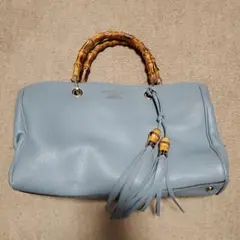 GUCCIのショッパーズのバッグです。ハンドルはバンブー。中は花柄で素敵です❗