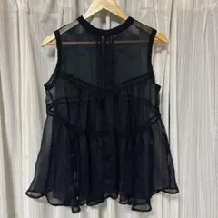 シフォン素材レース付ノースリーブ