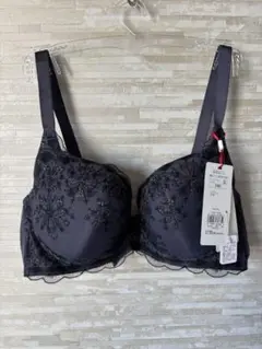 D80」トリンプ プレミアム ゴールドレーベル 夜空花火 ブラジャー