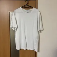 ユニクロ　＋j tシャツ
