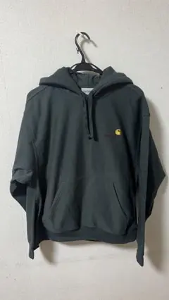 carhartt カーハートWIP☆ワンポイント刺繍ロゴ入りパーカー 裏起毛