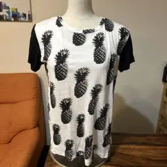 ローズバット　Tシャツ　パイナップル柄　白黒