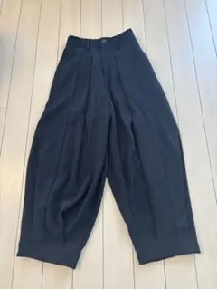 Eve Harapeco ボリュームパンツ ブラック Center Press Wide-Pants(23ver.)-ブラック | harapeco