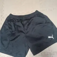 PUMA ブラックショートパンツと長袖ジャケットセット　Oサイズ