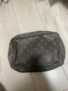 ルイヴィトン モノグラム LV ポーチ