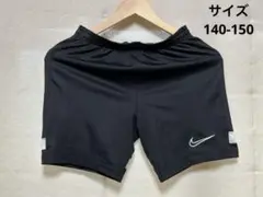 NIKE ハーフパンツ　キッズM