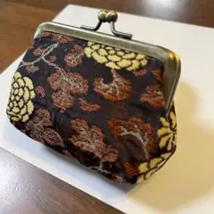 【新品未使用】 花柄刺繍がま口財布