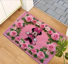 【新品未使用品】ディズニーミニーマウス 滑り止め付きマット　フローラル　ピンク