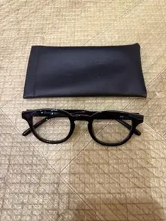 【美品】　Zoff 調光レンズ搭載　サングラス　度なし