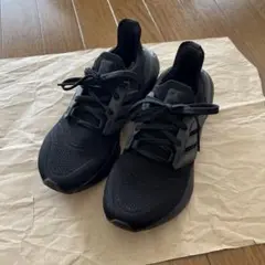 adidas ブラック ウルトラブースト1.0　ランニングスニーカー