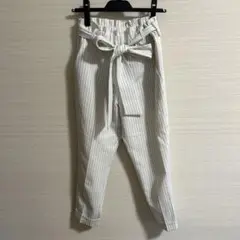 リボンベルト　テーパードパンツ　ストライプ　白　M